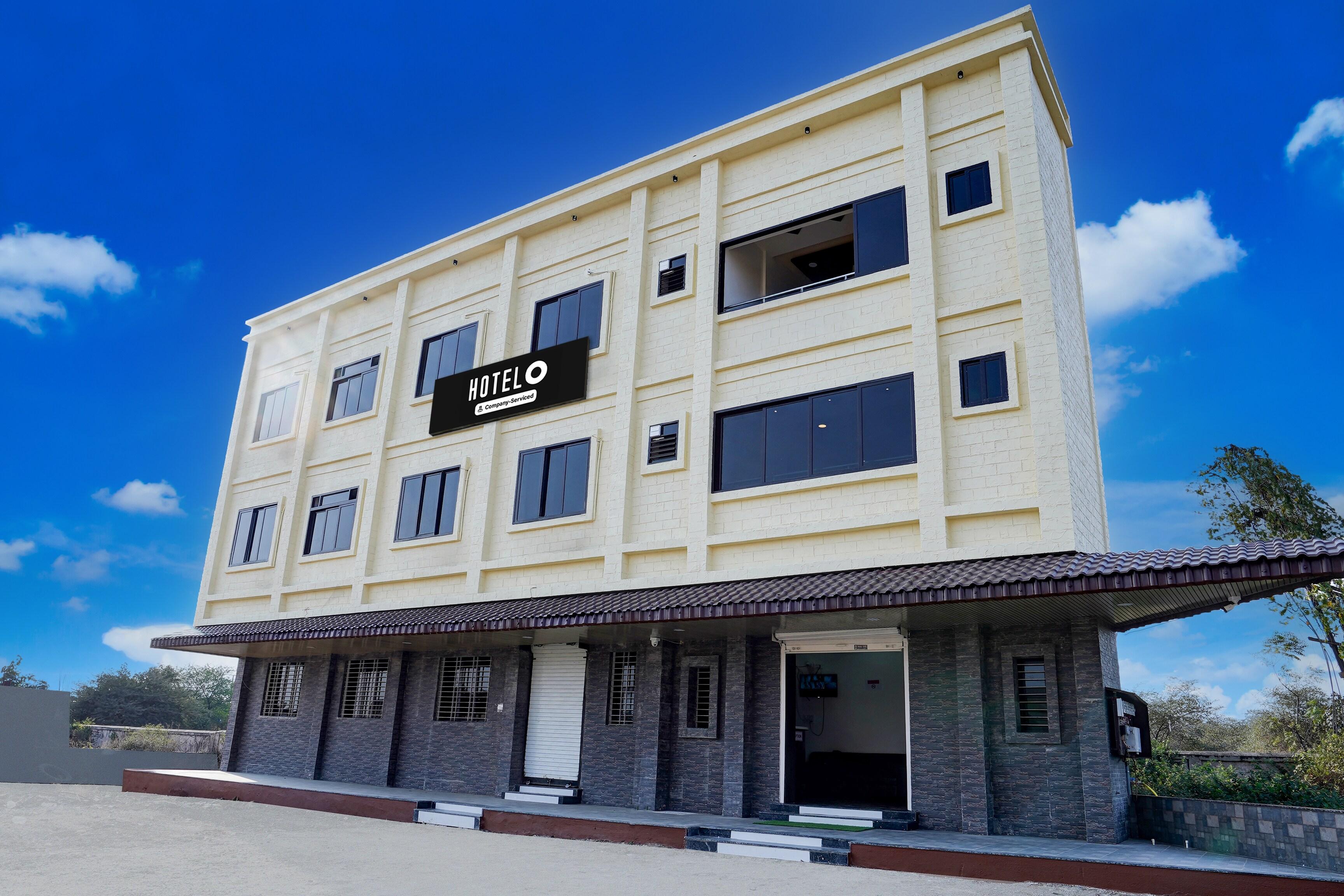 Super Hotel O Dabha Hilltop in Nagpur
