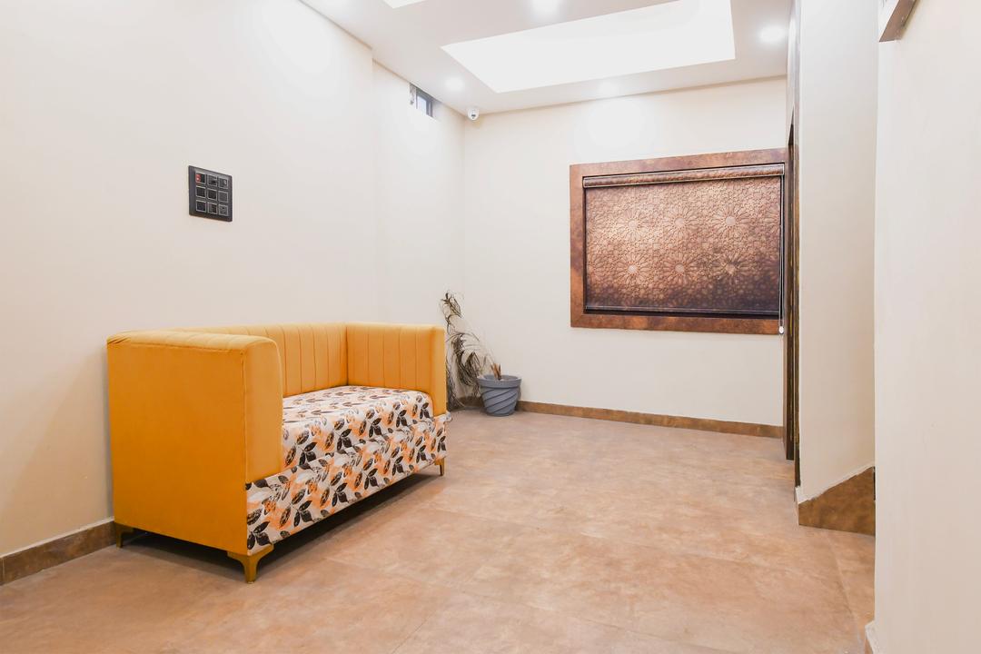 Super Hotel O Jamshedpur Near Burma Mines Formerly Hotel Square in Jamshedpur