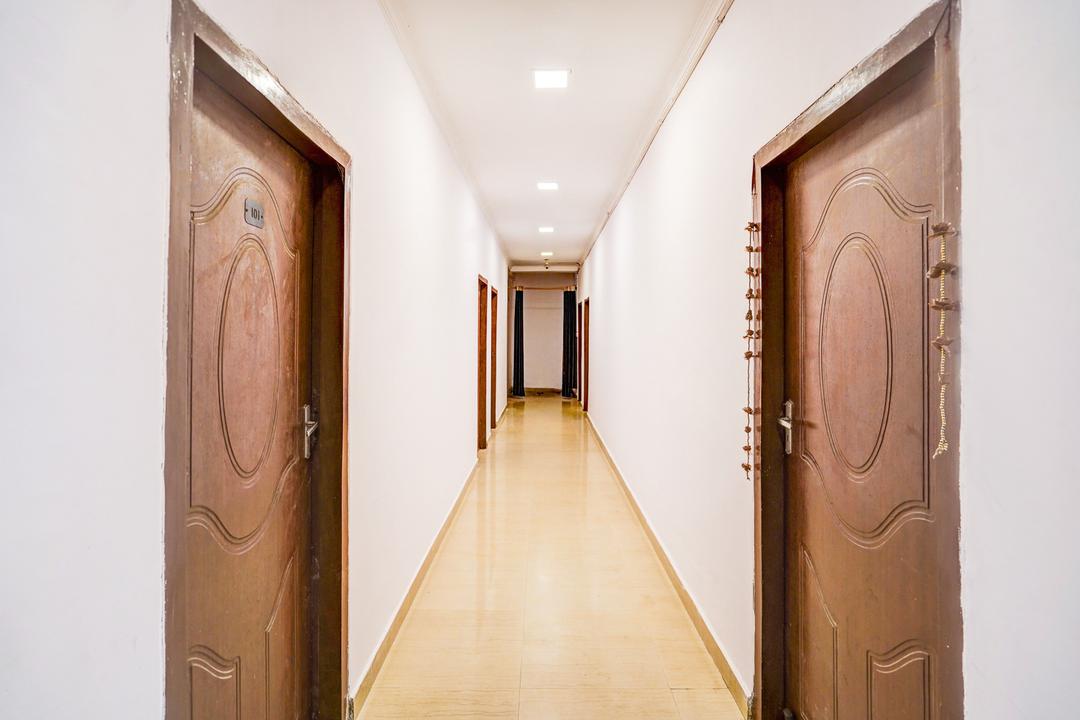 Super Hotel O Jankipuram Vikas Nagar in Lucknow