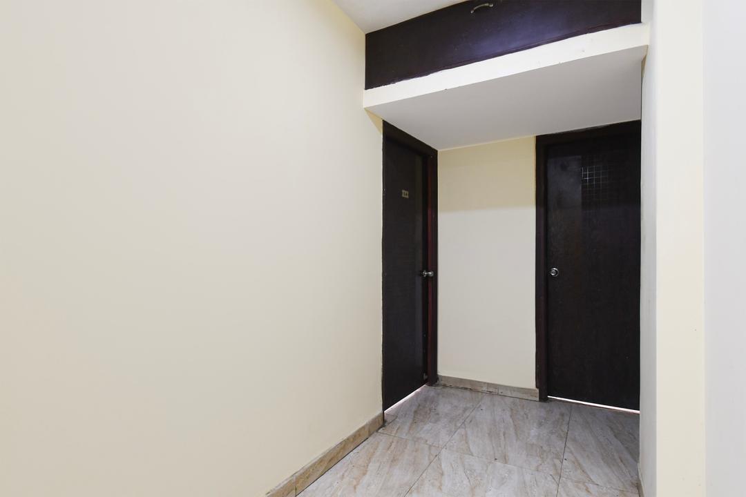 Super Hotel O New Alipore in Kolkata