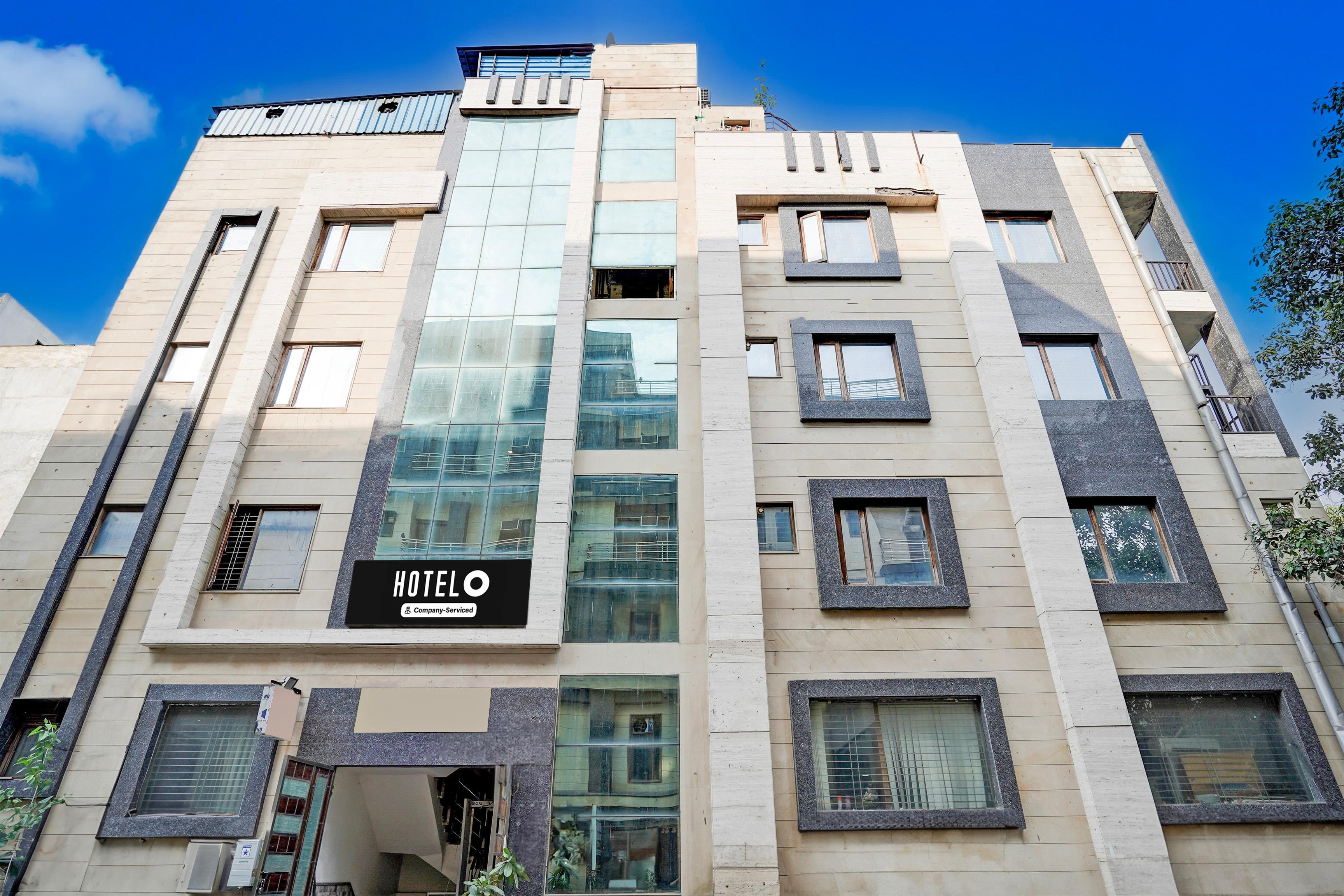 Super Hotel O Rohini Sector 24 in Delhi