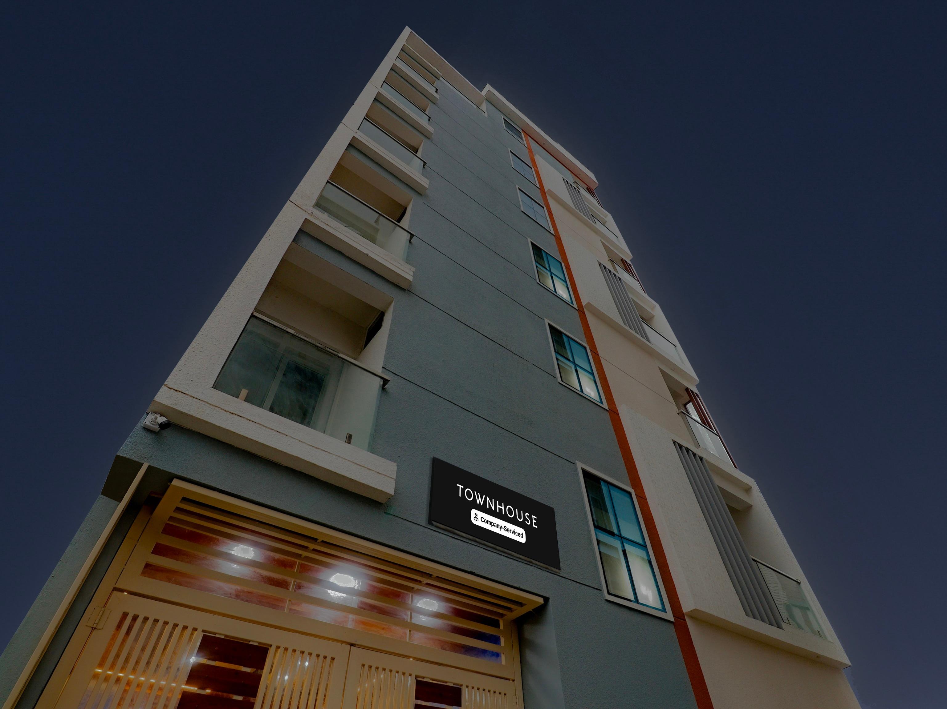 Super Townhouse Bellandur Near Embassy Tech Village in Bangalore
