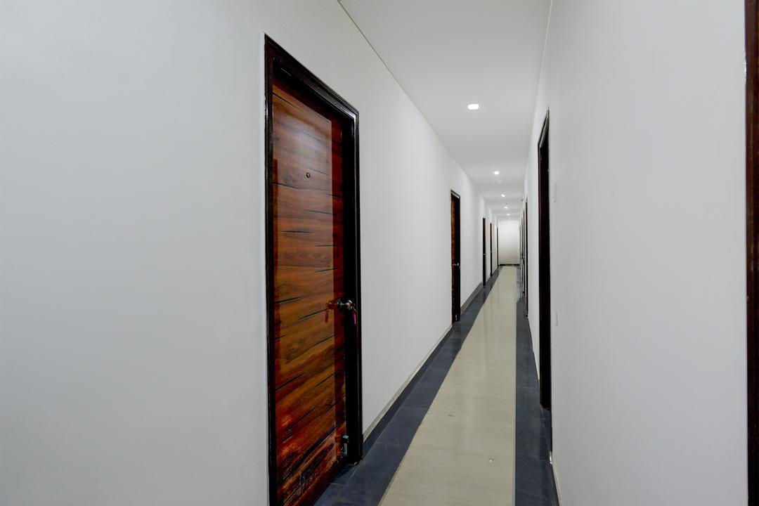 Super Townhouse Nagole RTO Office in Hyderabad