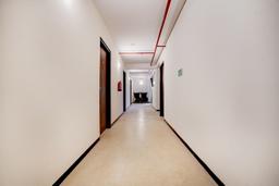 Super Townhouse Preet Vihar Metro Station in Delhi