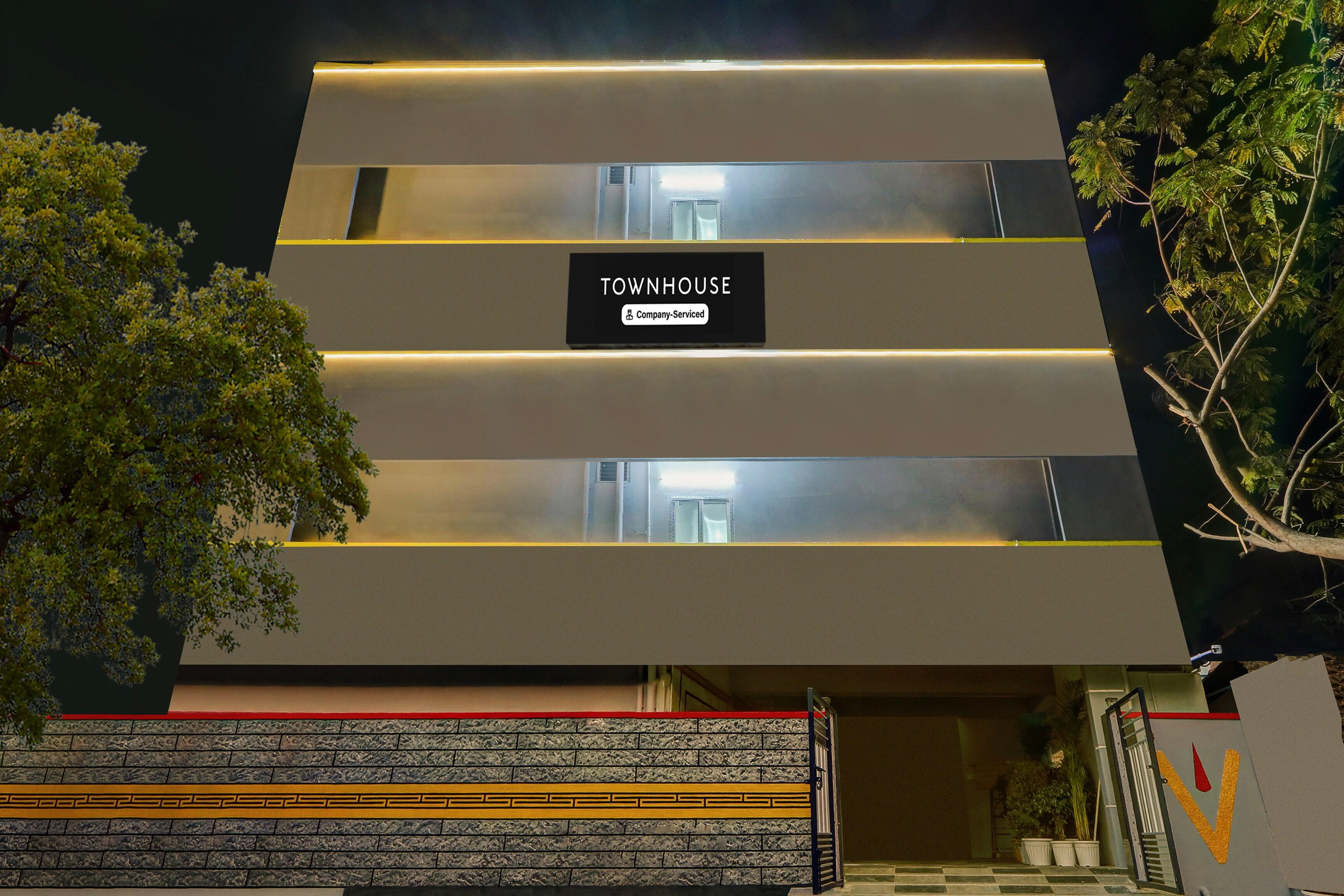 Super Townhouse Rajahmundry in Rajahmundry