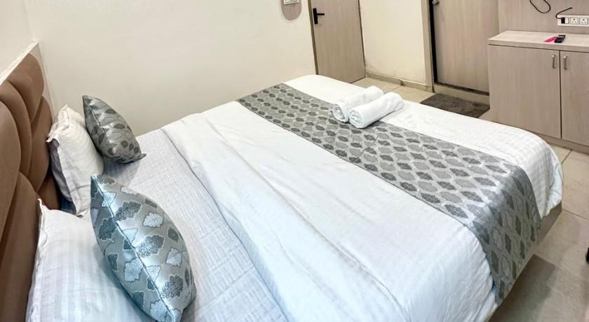 Hotel Apple Inn in Ahmedabad