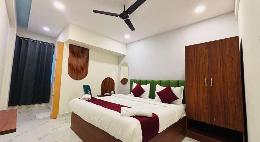 Hotel Leon Square in Bangalore