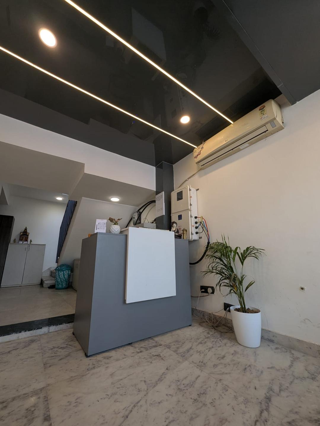 Shft-In Hotel in Noida