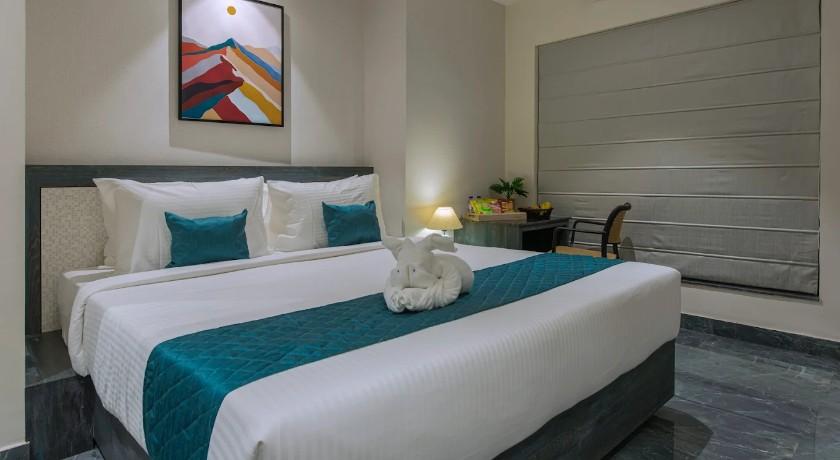 Kzar Park Hotel in Kolkata