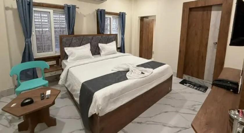 Adhiraj Inn in Kolkata