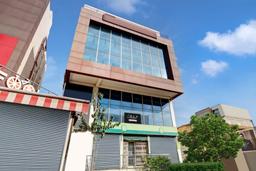 Collection O Dabagardens Near RK Beach in Visakhapatnam