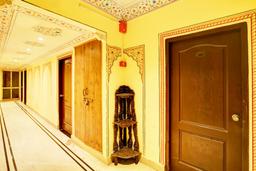 Super Collection O Gangapole Amer Road Formerly Rewa Garh in Jaipur