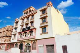 Super Collection O Gangapole Amer Road Formerly Rewa Garh in Jaipur