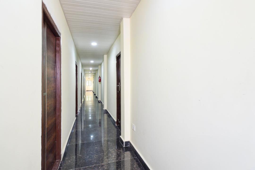 Super Collection O Godavari Kompally in Hyderabad