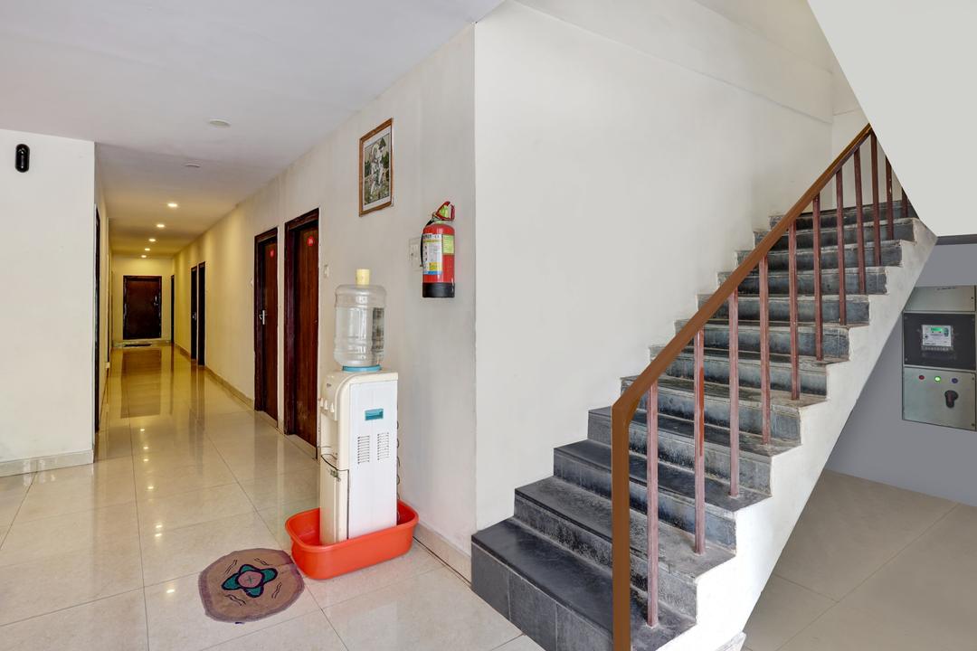 Super Collection O jagadamba Junction near Beach Road in Visakhapatnam