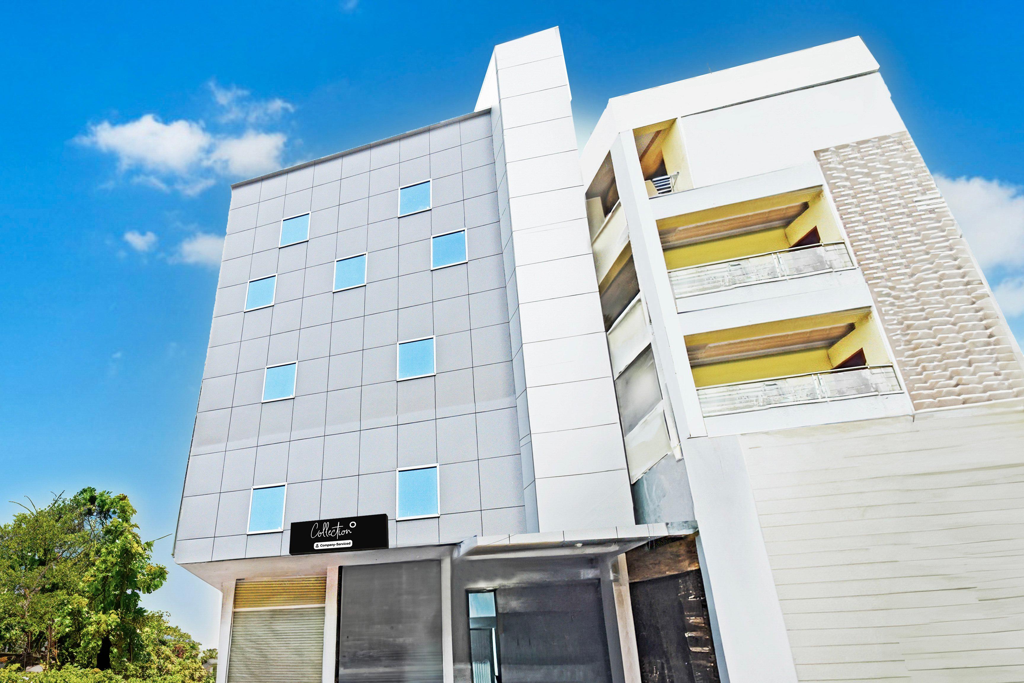 Super Collection O Sanath Nagar Near Railway Station in Hyderabad