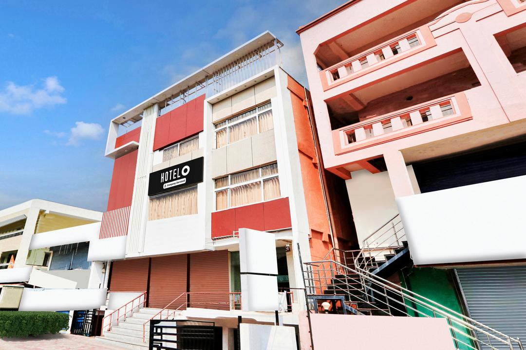 Super Hotel O MVP Double Road in Visakhapatnam