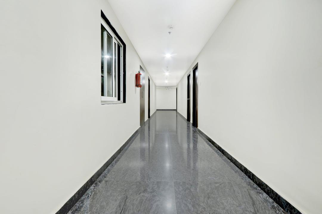 Super Townhouse Daba Garden Road in Visakhapatnam