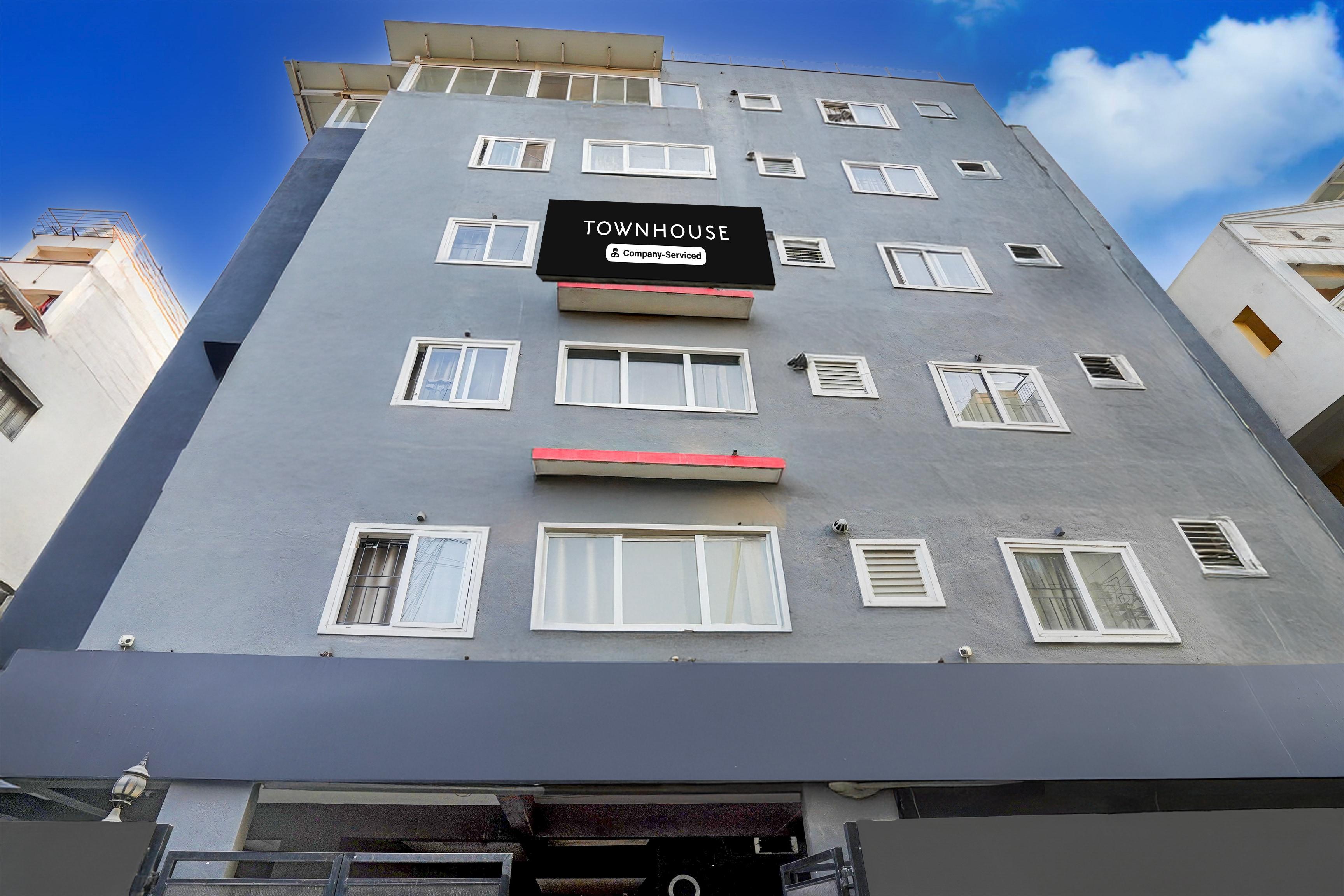 Super Townhouse HAL Indiranagar Extension in Bangalore