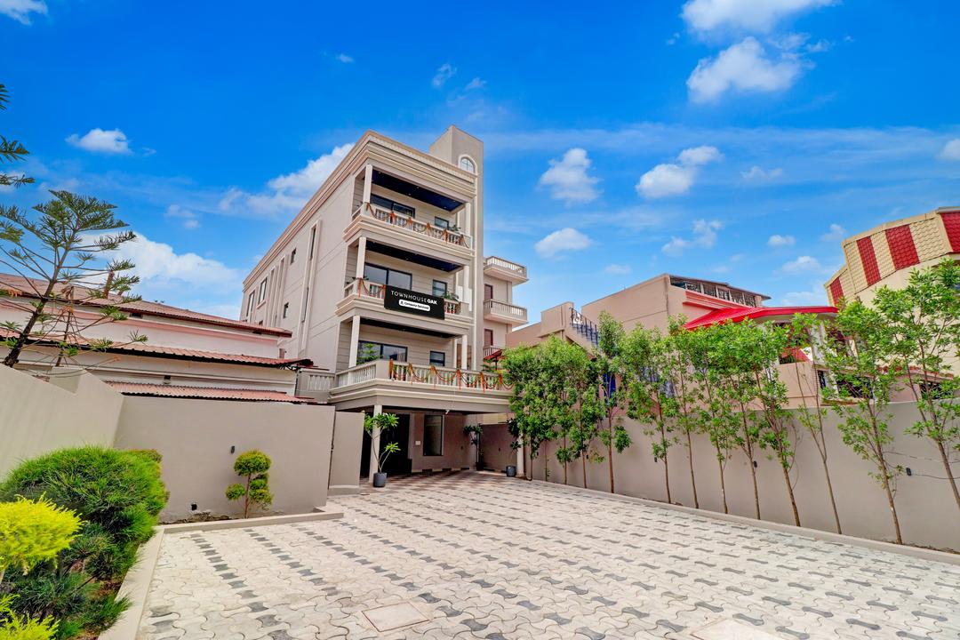 Super Townhouse Oak FRI Dehradun Formerly Hotel EL Portrait in Dehradun