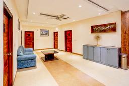 Super Townhouse Prince Chowk Near Railway Station in Dehradun