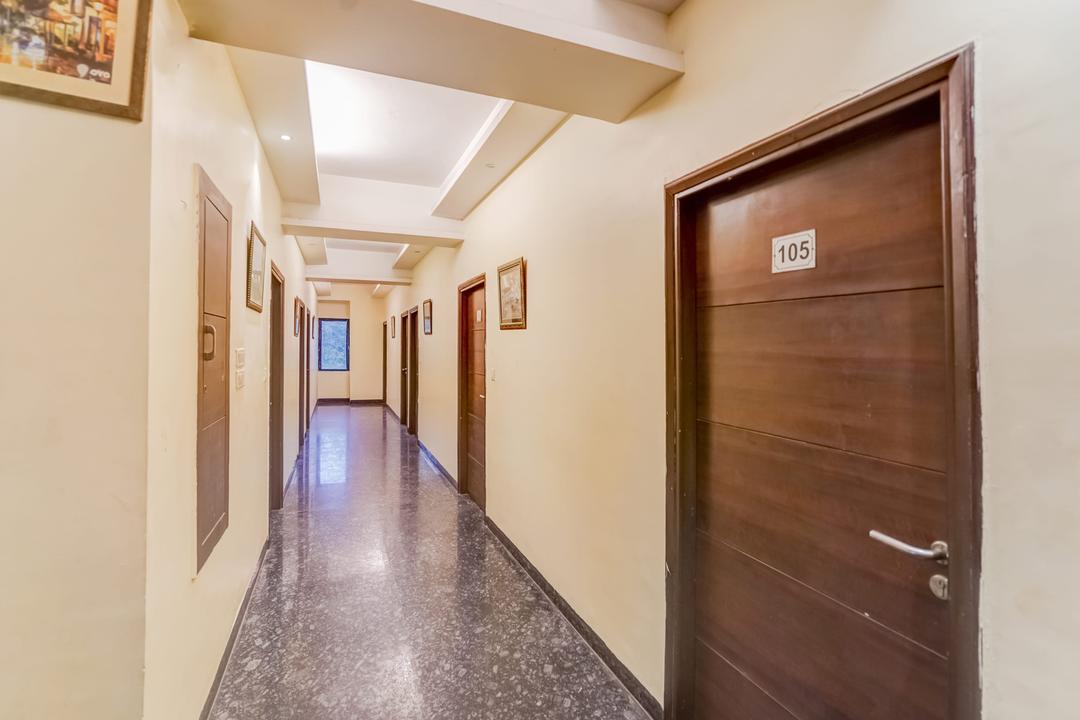 Townhouse Sikar Road Jaipur Formerly Hotel Aroma Inn in Jaipur