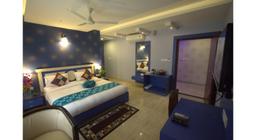 Royal Shades Hotel in Bangalore