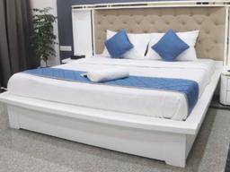 Axon Stays Near Artemis Hospital Gurgaon Sector 52 in Gurgaon