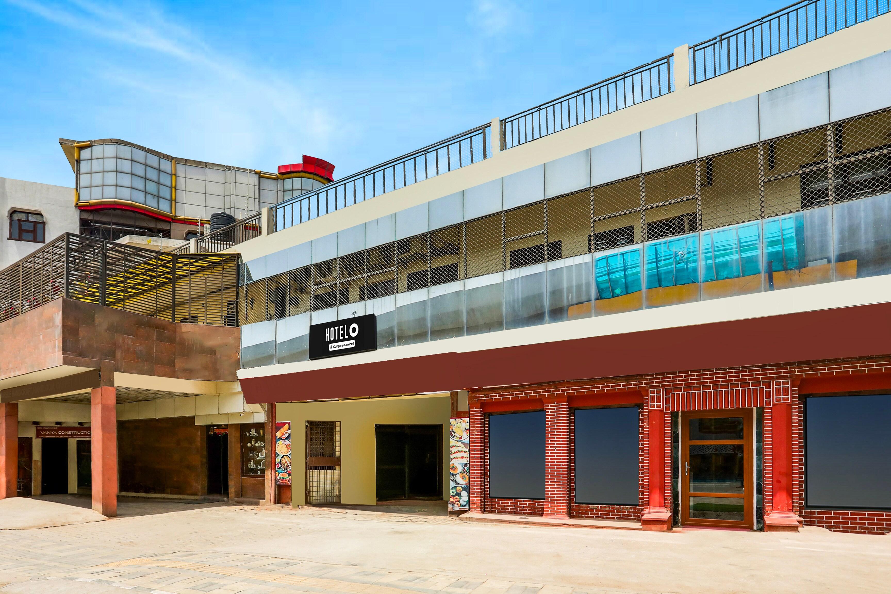 Hotel O Tajganj Near Taj Mahal West Gate in Agra