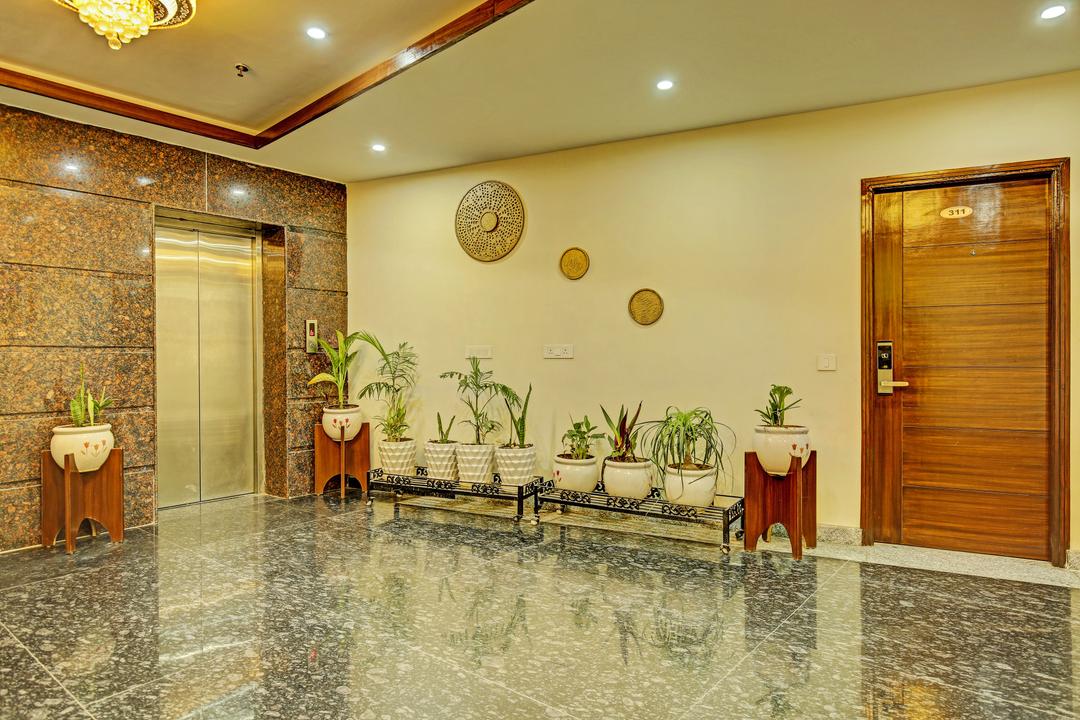 Super Townhouse Eastern View Formerly Vihaan Residency in Zirakpur