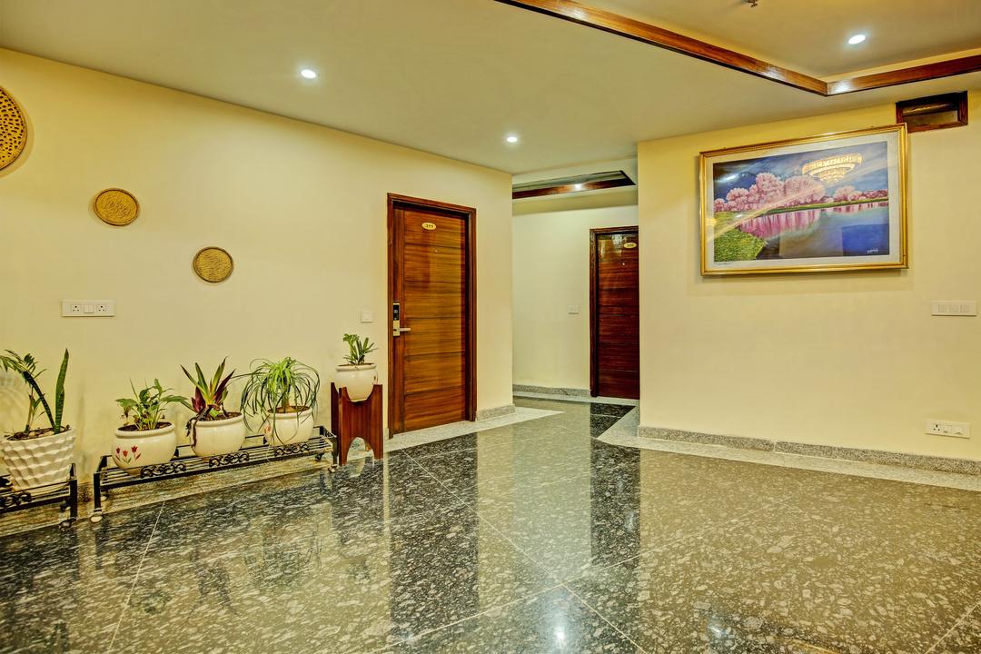 Super Townhouse Eastern View Formerly Vihaan Residency in Zirakpur