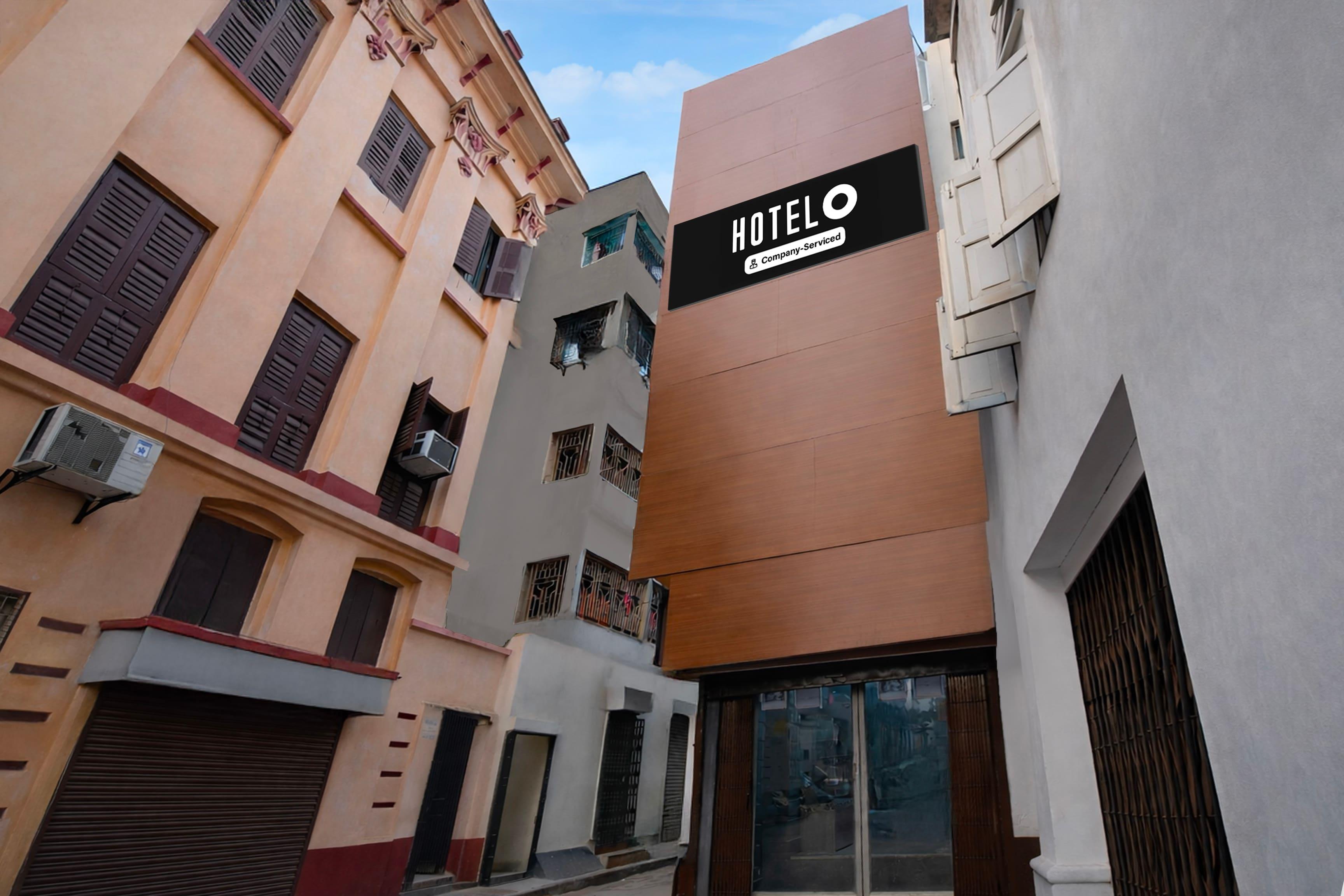 Hotel O Girish Park Metro Station Kolkata Formerly Babu Lal Soni Guest House in Kolkata