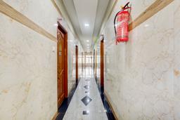 Super Townhouse Koyambedu Metro Station Chennai Formerly SR Residency in Chennai