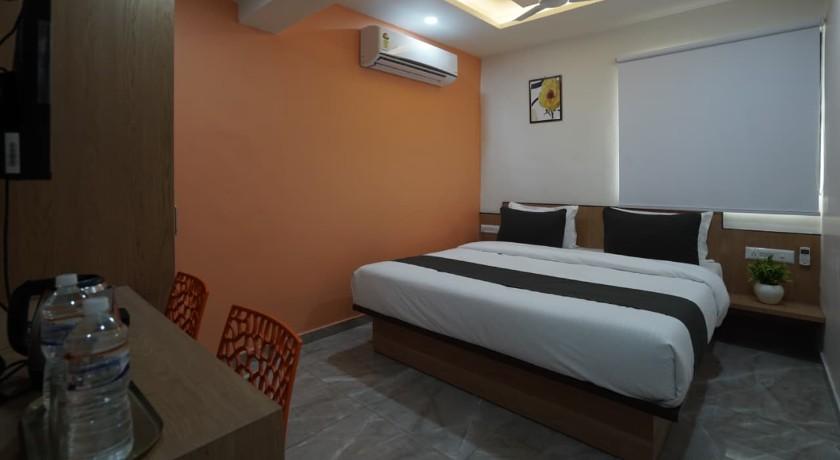 Hotel Orange Tree in Ahmedabad