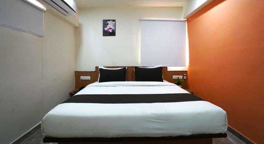 Hotel Orange Tree in Ahmedabad