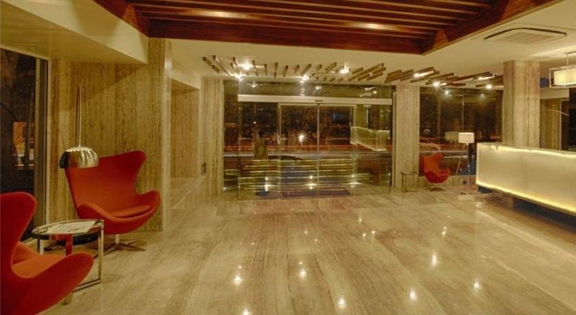 Hotel Arif Castle in Lucknow