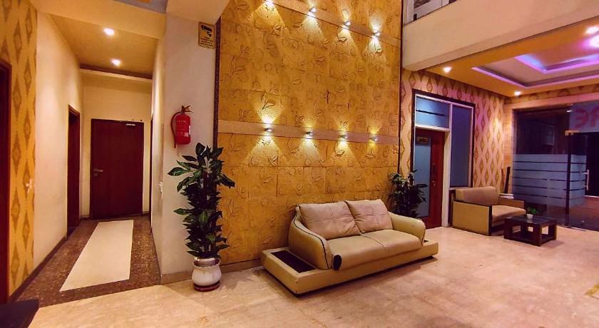 Hotel Sapphire World in Jaipur