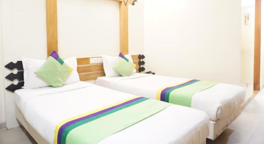 Hotel Deccan 8 in Pune