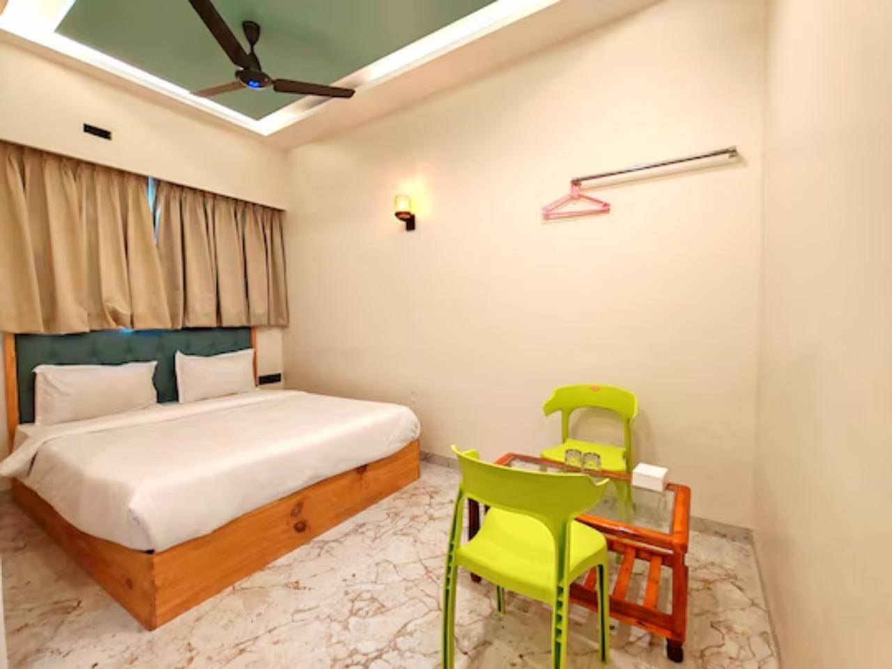 Hotel Satkar Inn in Karjat