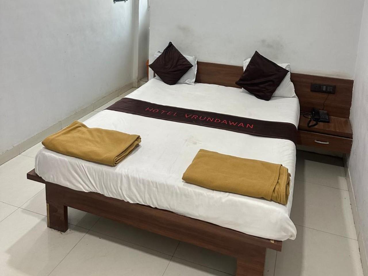 Hotel Vrundavan Lodge in Ranjangaon