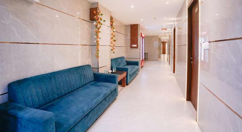 Hotel Sunday Residency in Thane