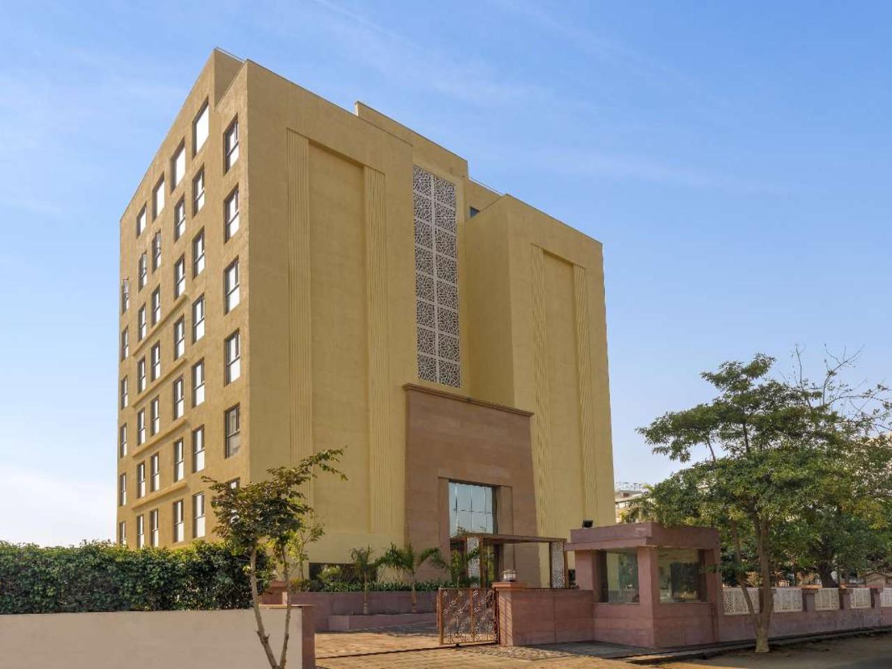 Ginger Greater Noida, Pari Chowk in Noida