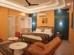 Hotel Parth Paradise in Lucknow
