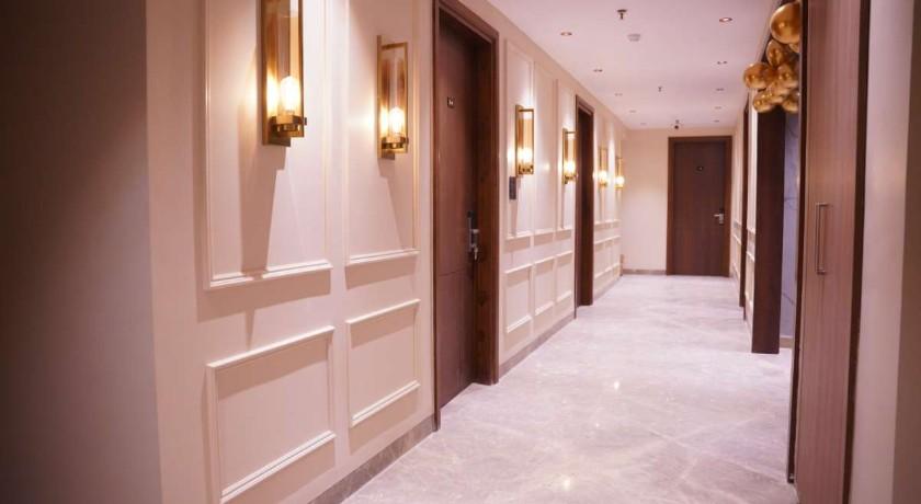 Hotel Elvilla in Delhi