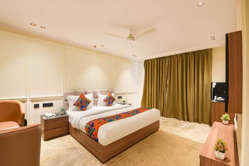 Hotel Elvilla in Delhi