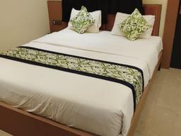 Gurudev Inn Lodge in Pune