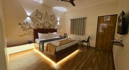 Hotel New Golkonda in Mumbai