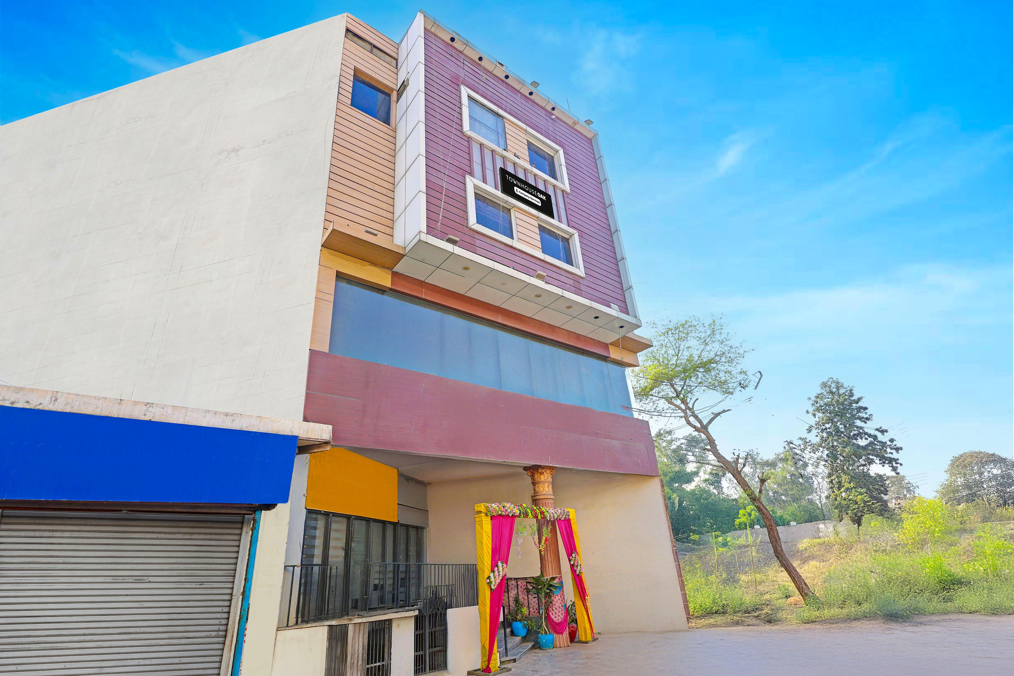 Super Townhouse Oak Rohtak Bus Terminal Formerly Inter Urban in Rohtak