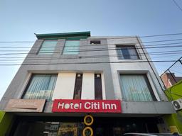 Super Townhouse Zirakpur Bus Stand Formerly Hotel Citi Inn in Zirakpur