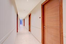 Townhouse Oak Sector 31 Noida in Noida